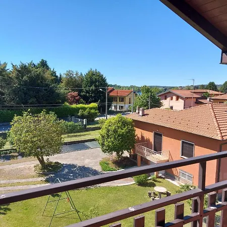 Bnbook Casa Dei Peschi - Di Monate * Кадреццате