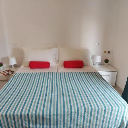 Bnbook Casa Dei Peschi - Di Monate 아파트