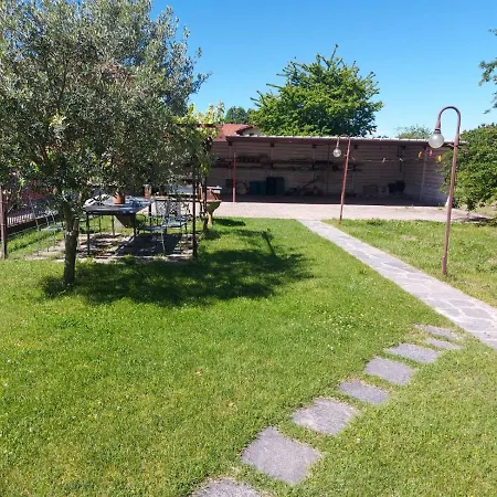 Bnbook Casa Dei Peschi - Di Monate 아파트